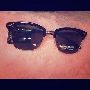 Steven Madden Sunglasses